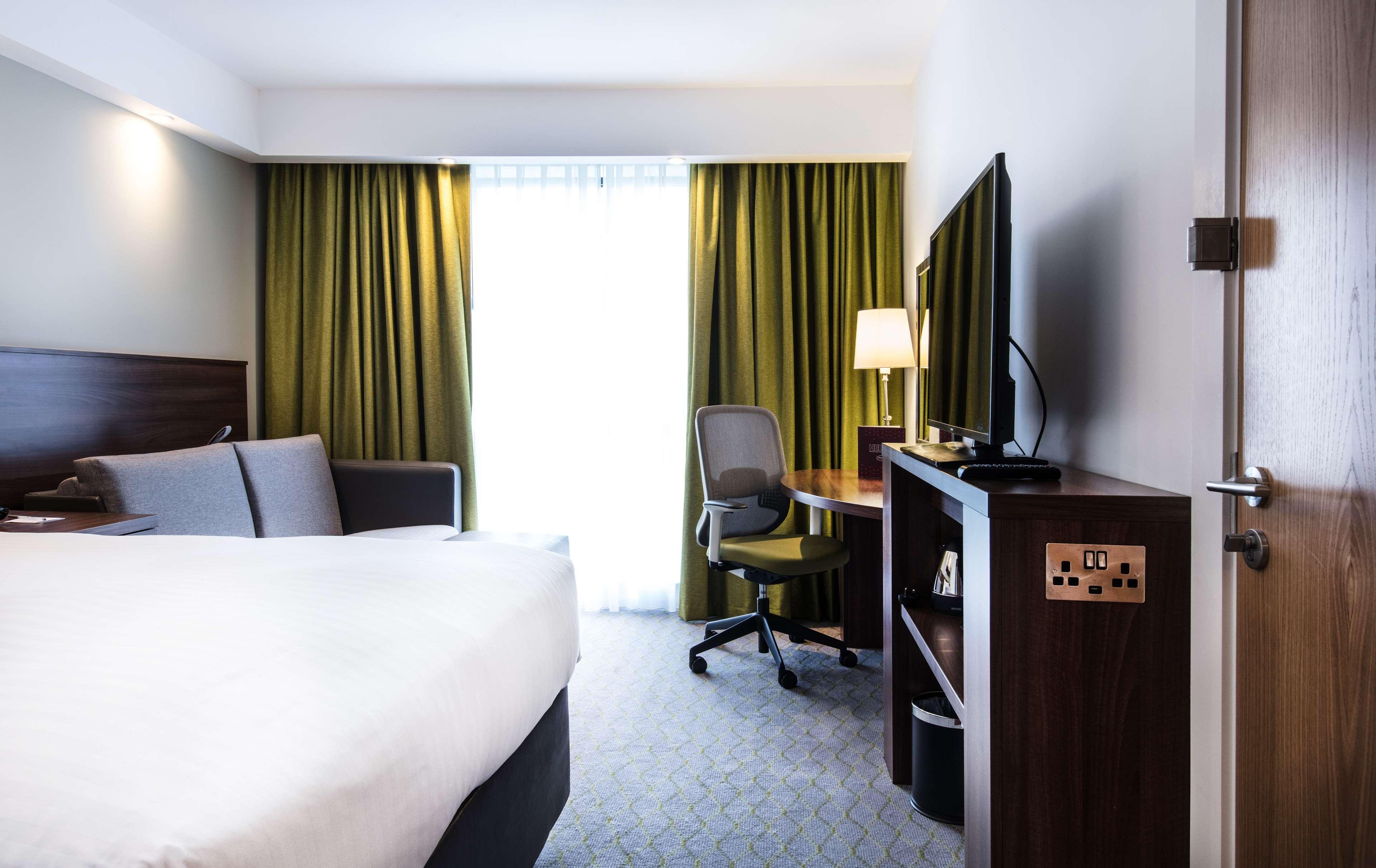 Hampton By Hilton Exeter Airport Hotel Woodbury Ngoại thất bức ảnh