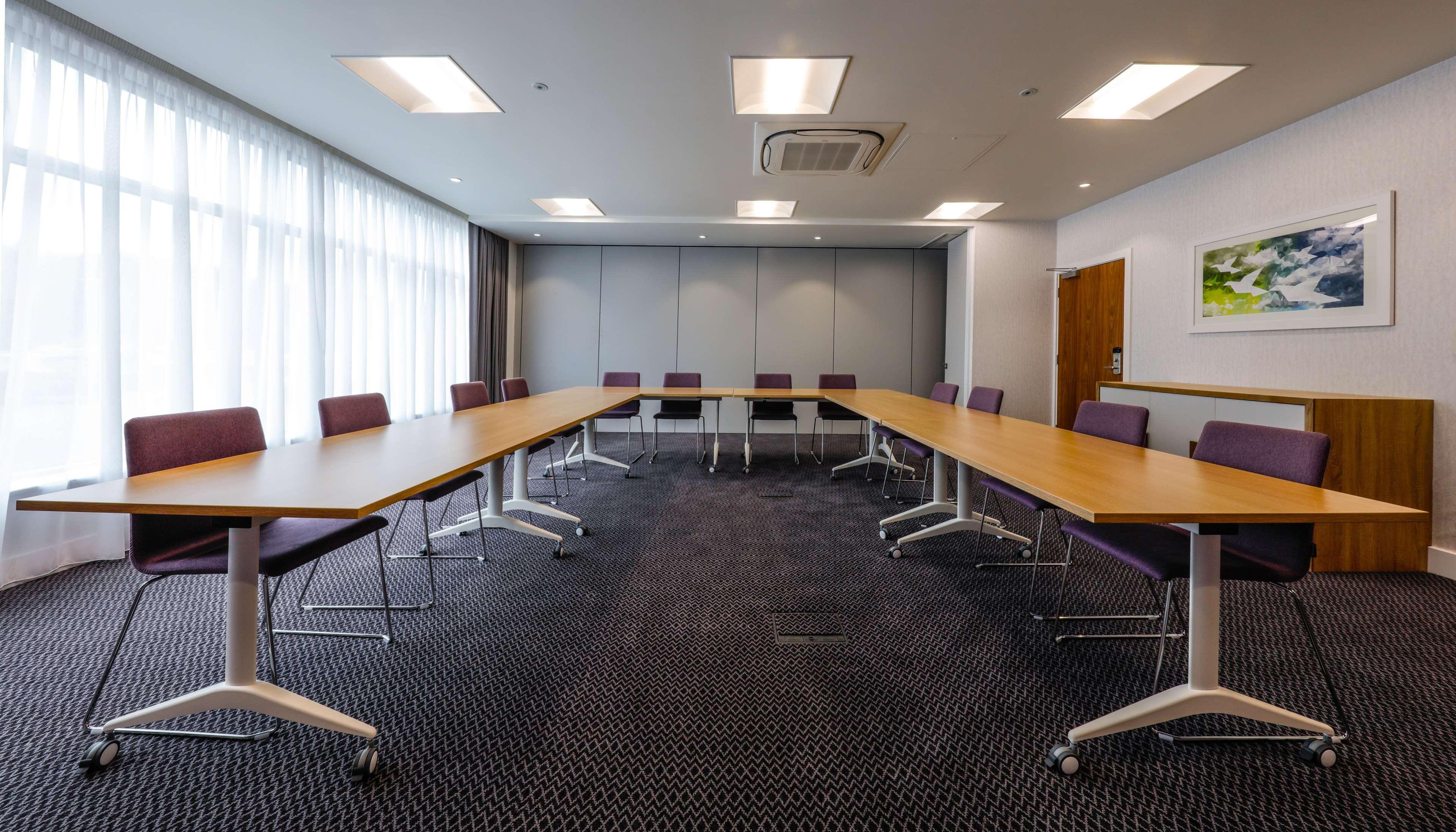 Hampton By Hilton Exeter Airport Hotel Woodbury Ngoại thất bức ảnh